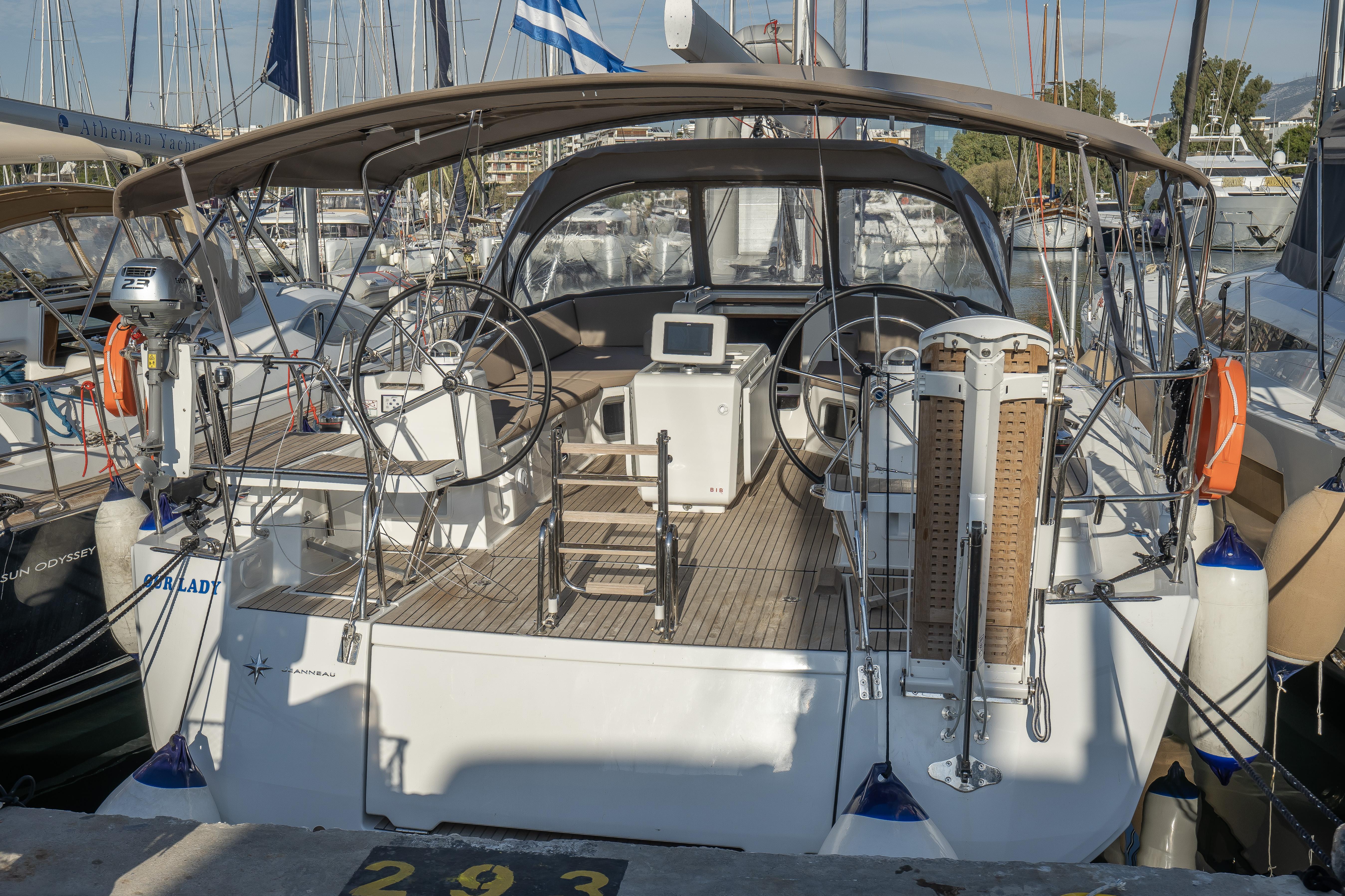 Jeanneau 54 da Athenian Yachts em Kos