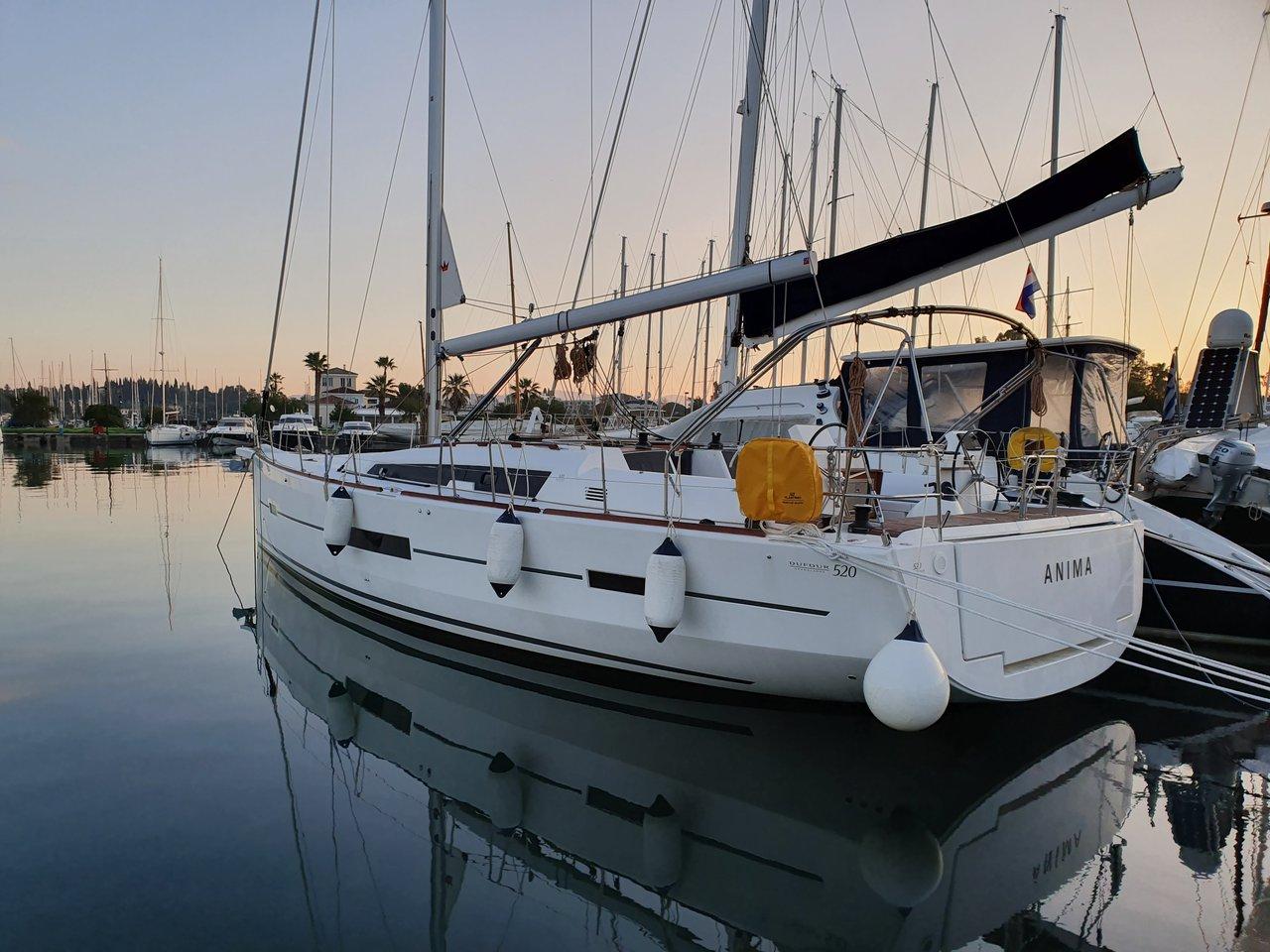 Dufour 520 Grand Large yritykseltä BaMa Yachts Gouviassa