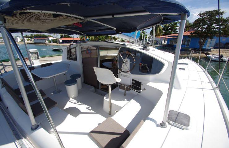 Athena 38 van Platten Sailing Cuba in Cienfuegos
