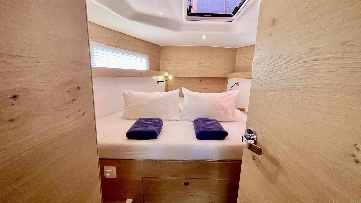 Elan Impression 45 från Aquatoria Yachting i Pirovac