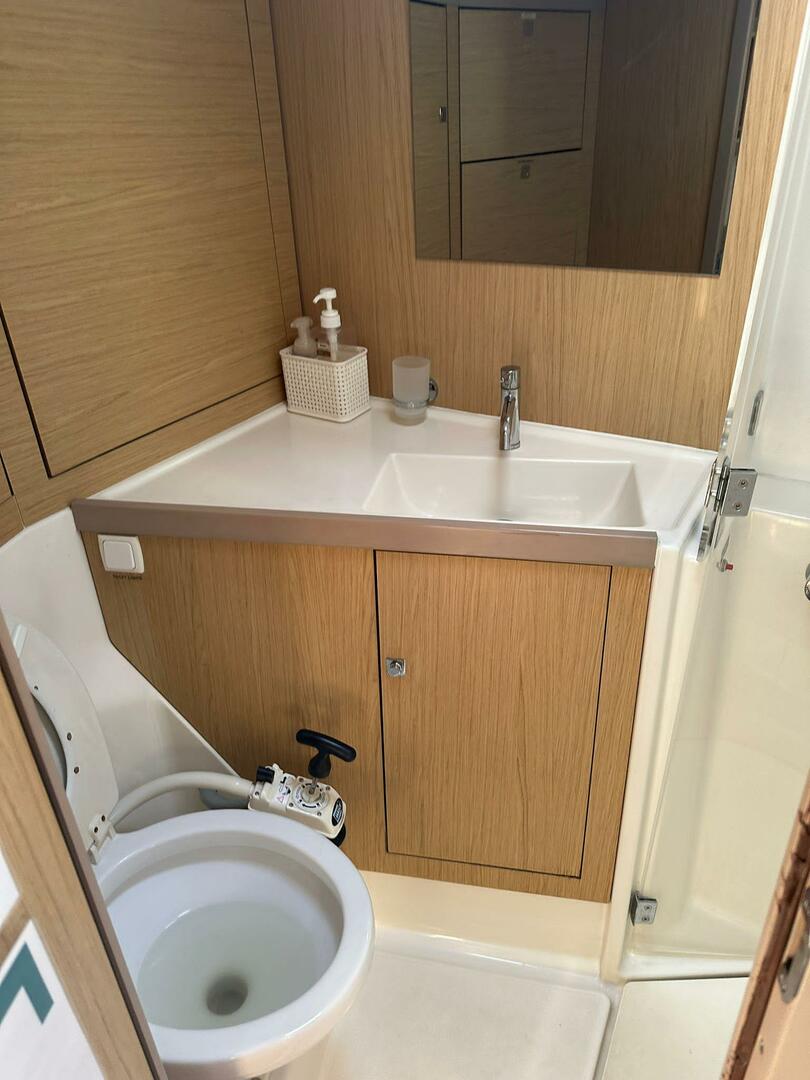 Oceanis 45 from Discover Sailing Asia in Phuket