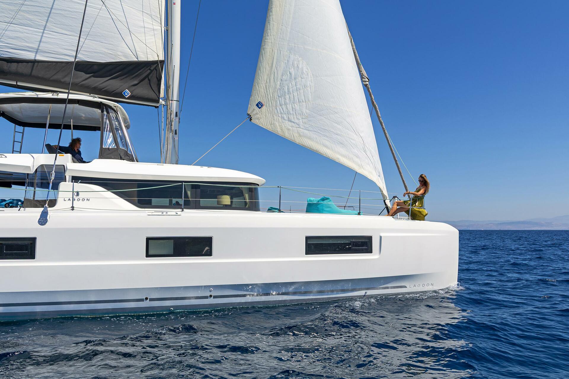 Lagoon 46 från VM Yachting i Aten