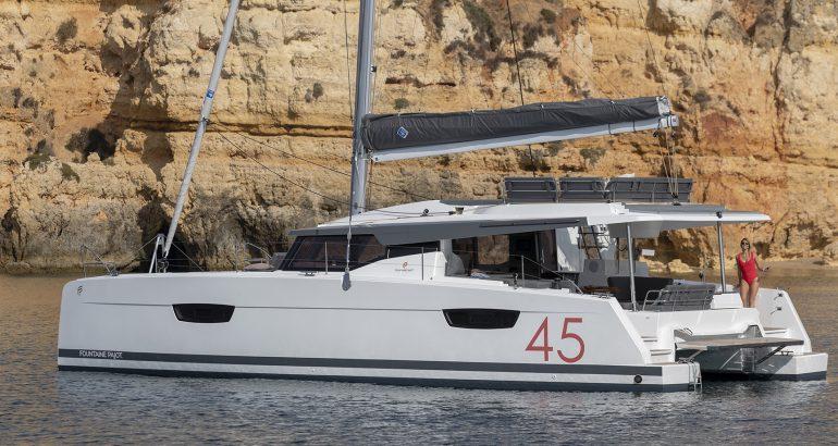 Fountaine Pajot Elba 45 par Anyachting à Tourlos