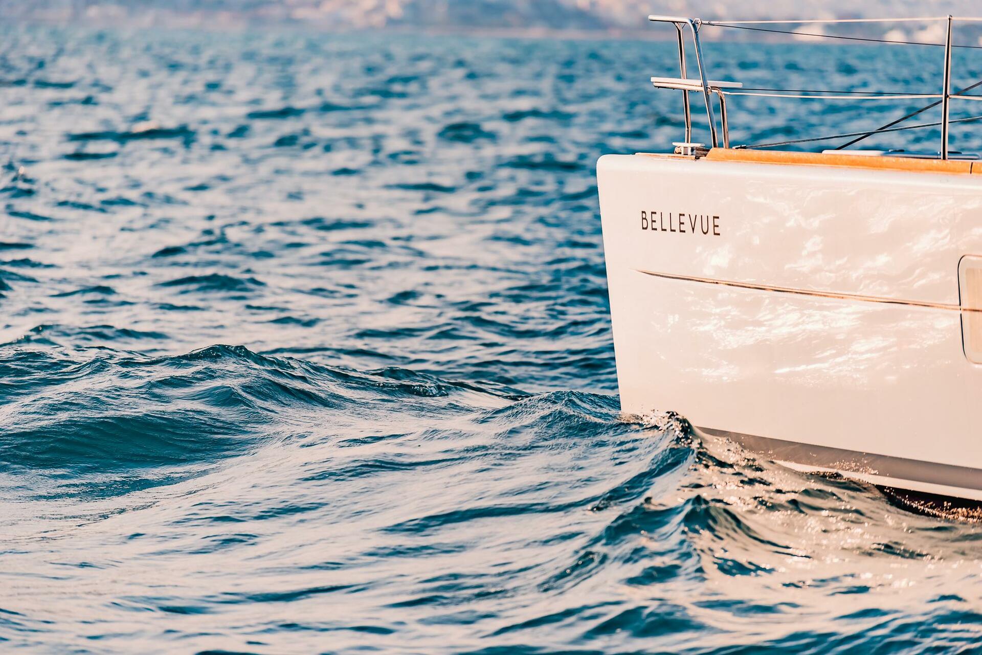 Lagoon 380 from Eversails Yachting in Lavrion