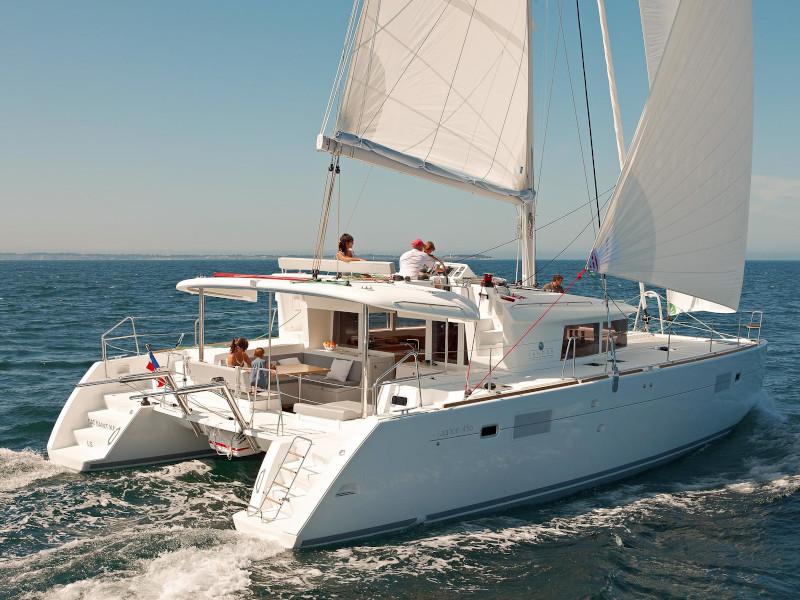 Lagoon 450 F von Spiridakos Sailing Cruises in Vlichada