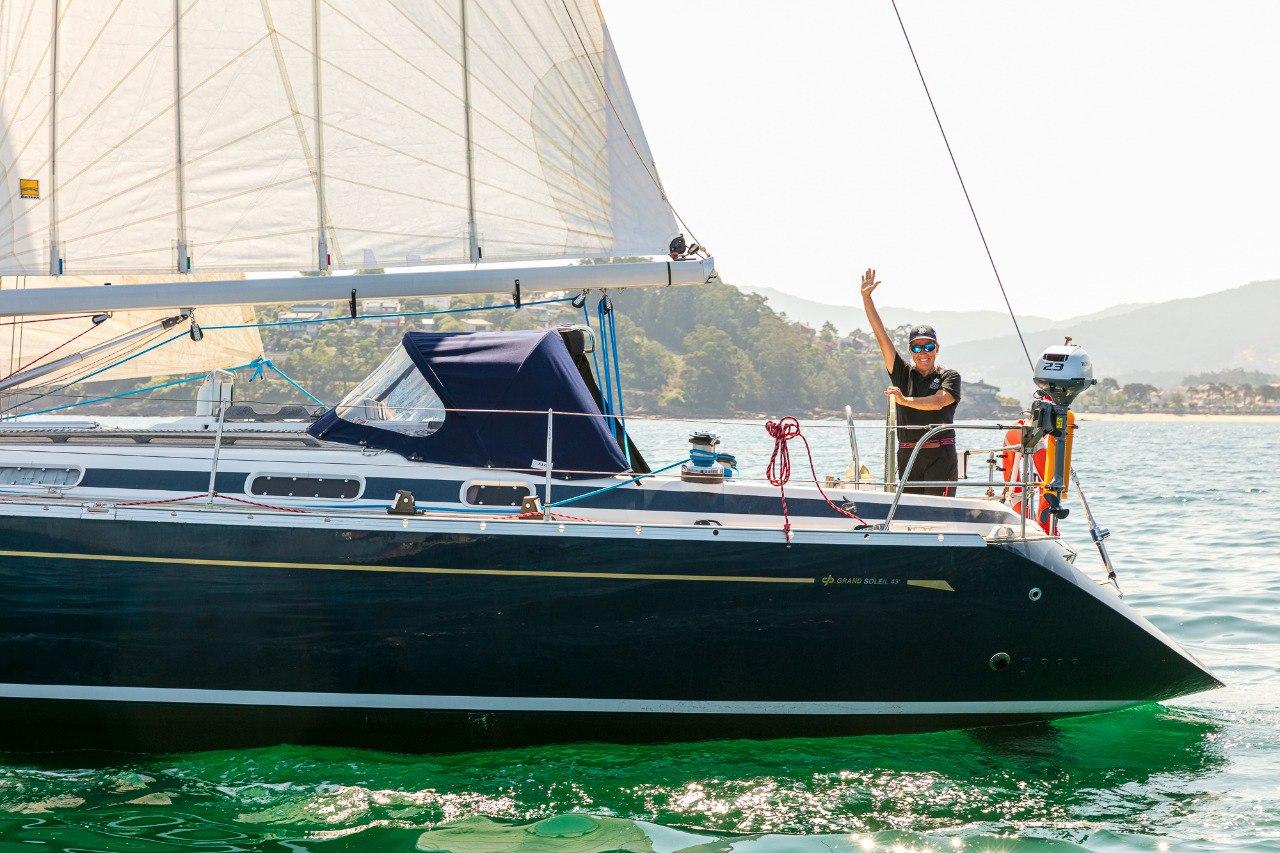 Grand Soleil 43 from Julio Verne Nautica in Baiona