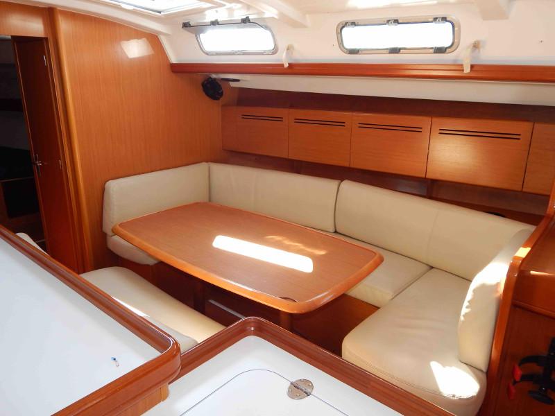 Cyclades 50.5 yritykseltä Ydrea Yachts Pireuksessa