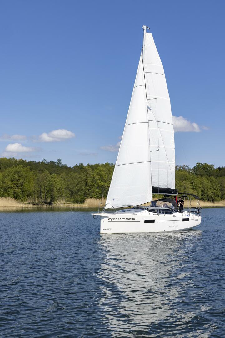 Maxus 34 par Nowy Sztynort Charter à Węgorzewo