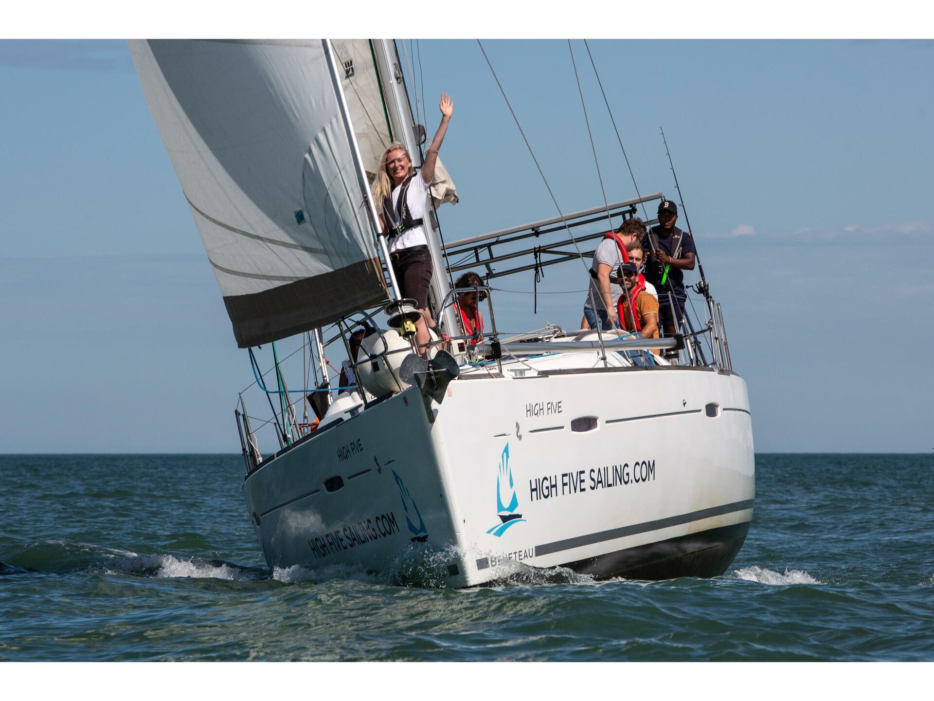 Oceanis 43 from High Five Sailing in Nieuwpoort