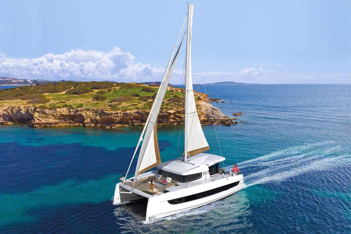 Bali Catsmart da Dream Yacht Charter em Pozzuoli