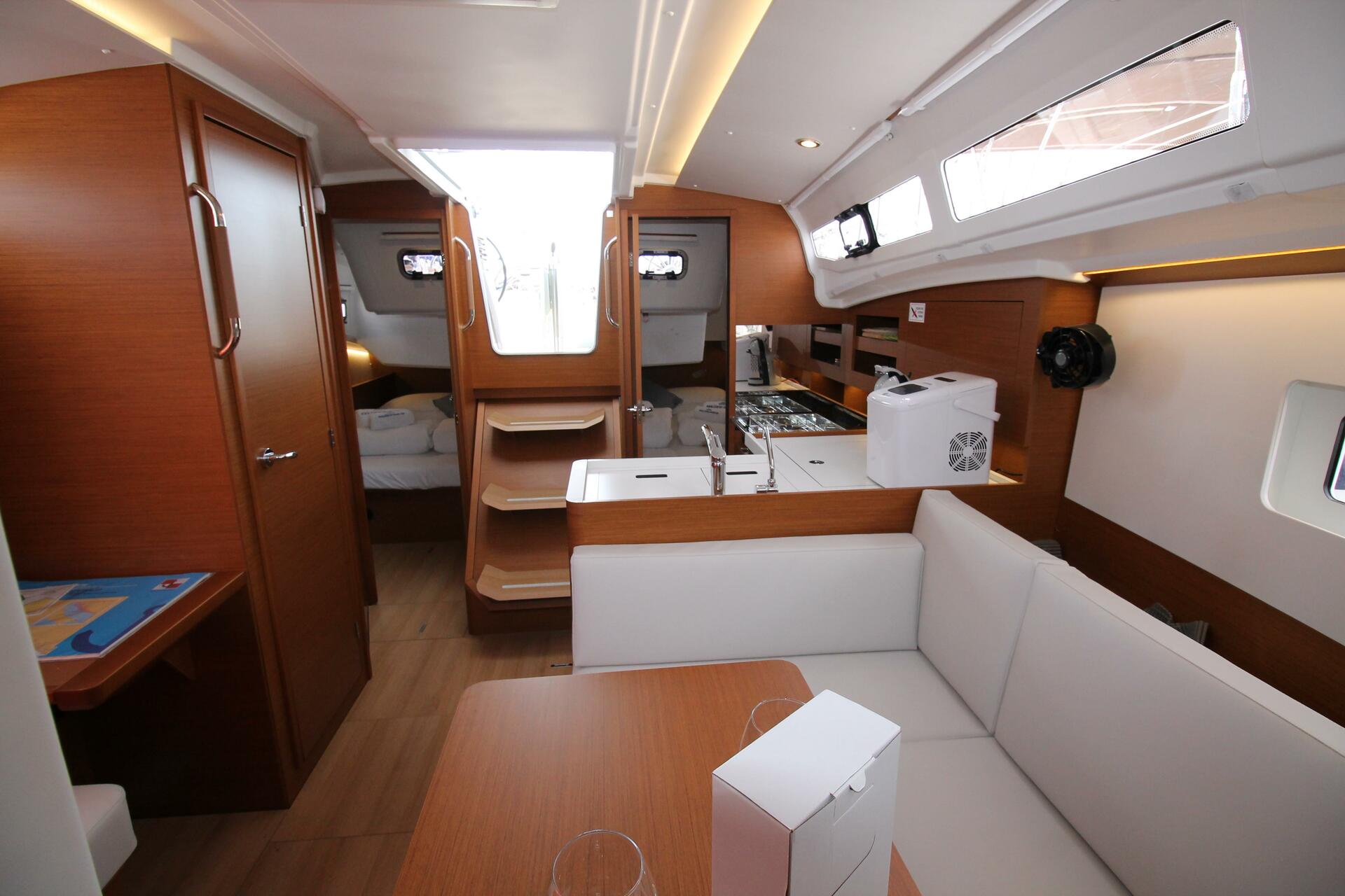 Sun Odyssey 380 de Charter Novak en Biograd na moru