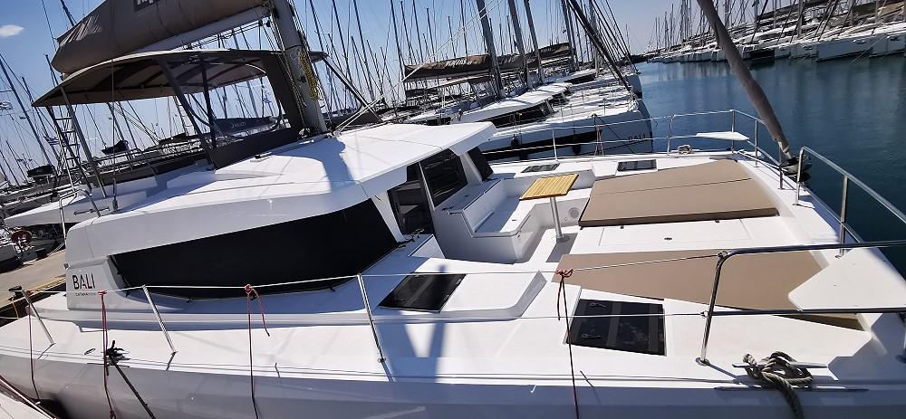 Bali 4.4 par Kavas Yachting à Athènes