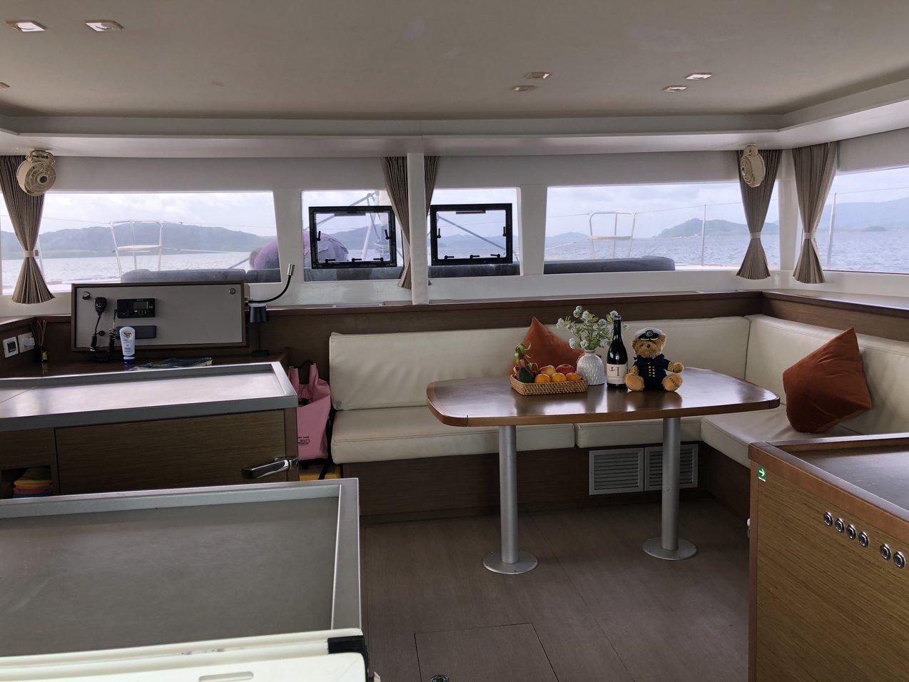 Lagoon 450 S från Asia Marine i Phuket