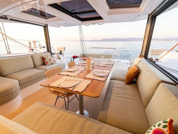Bali Catsmart da Athenian Yachts em Zakynthos