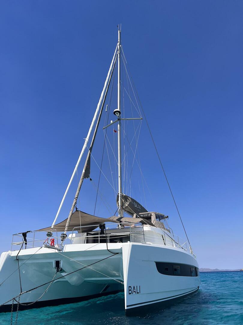 Bali 4.4 from Barcando Charter in Capo d’Orlando