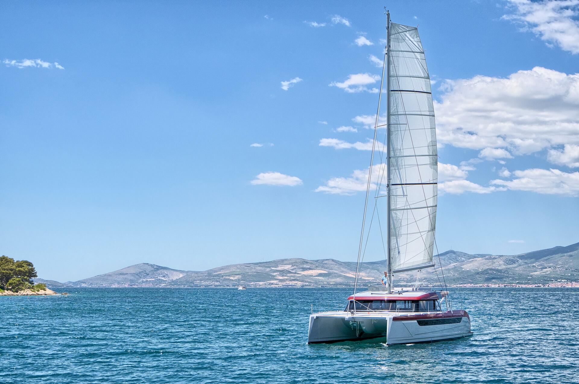 Luna 49 från Luna Charter i Split