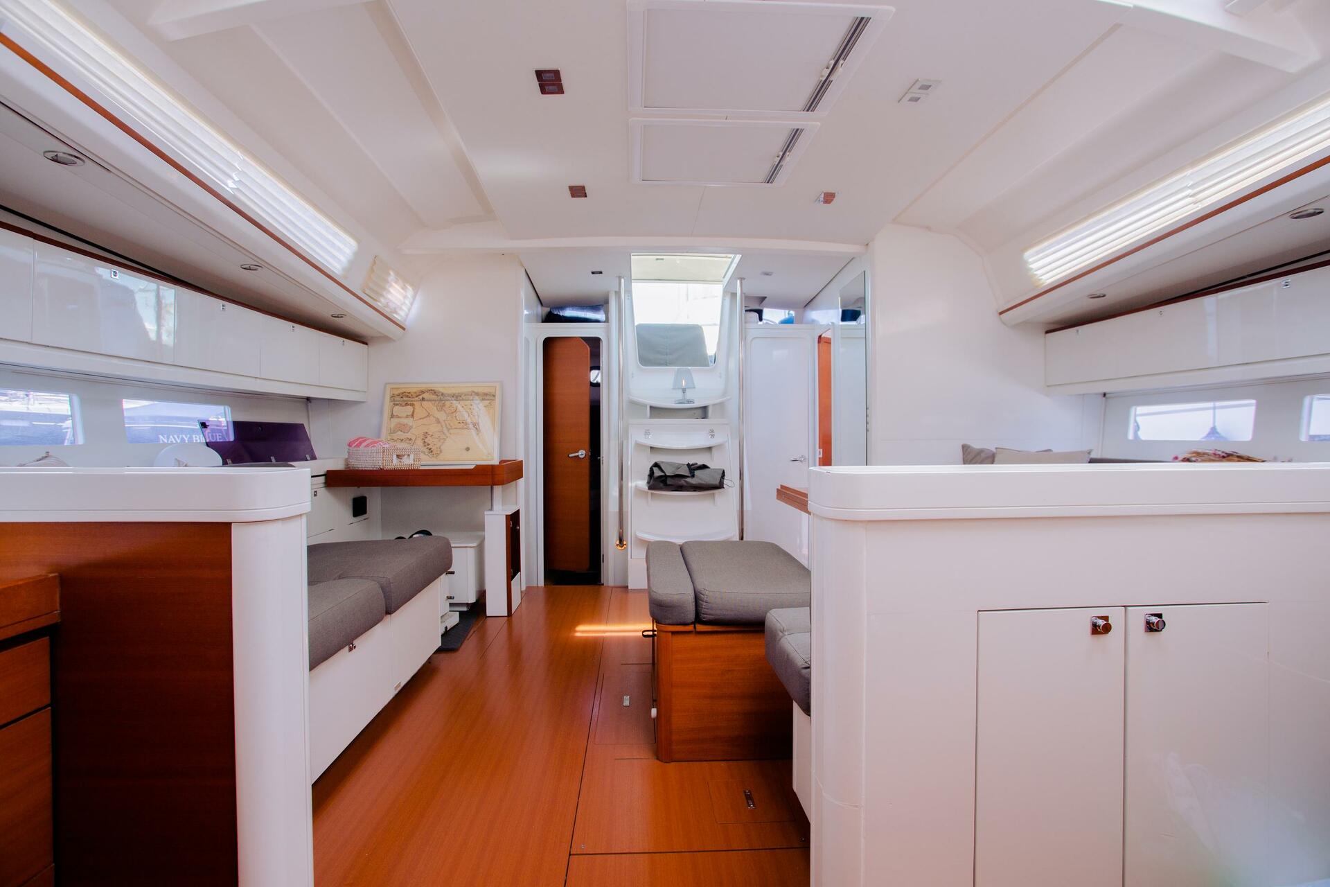 Lagoon 560 von Bayan Boat Management & Charters in Olbia