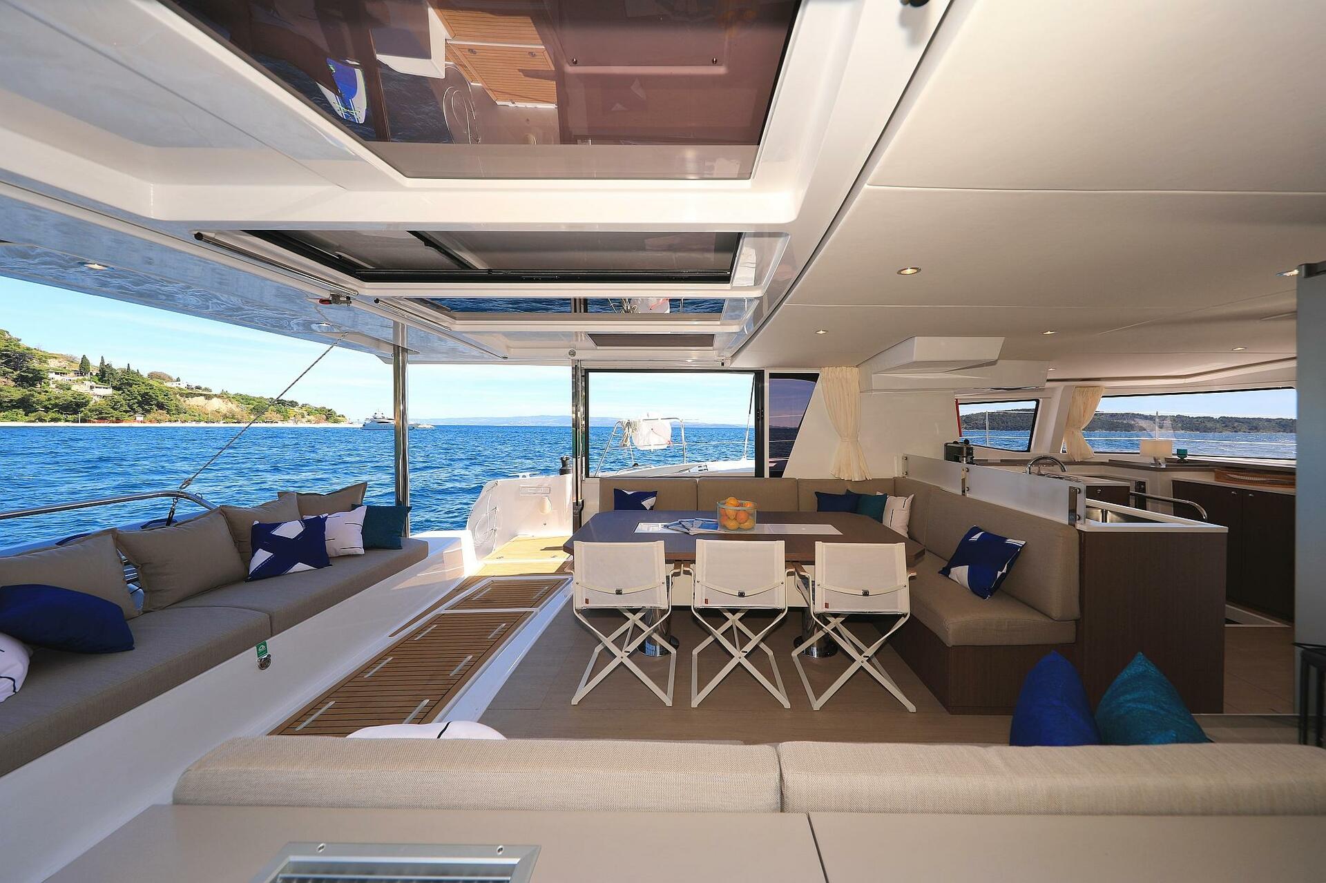 Bali 4.6 von Croatia Yachting in Trogir