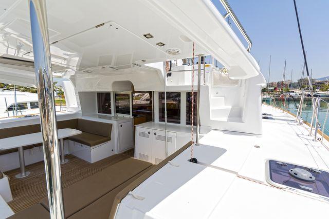 Lagoon 450 F af Hellenic Yachting i Lefkada