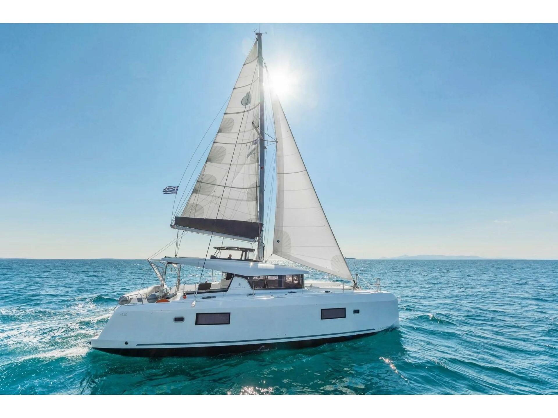 Lagoon 42 da Paralos Yachts em Lefkada