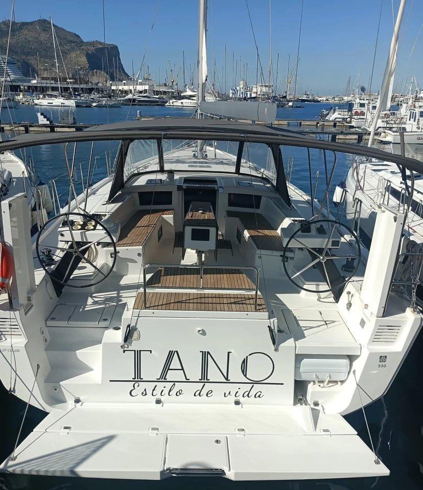 Dufour 530 par Lascatutto Charter 