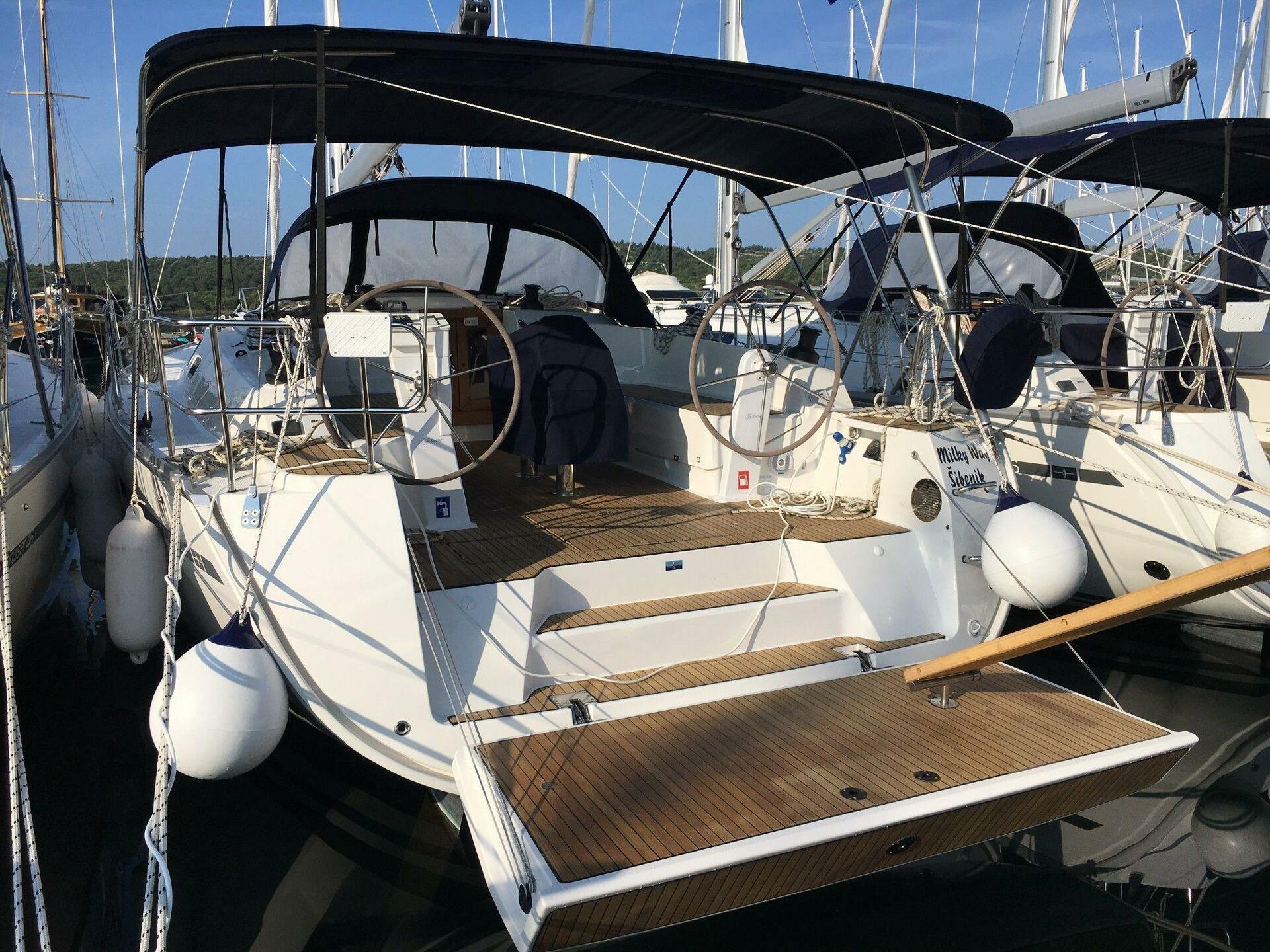 Bavaria 46 Cruiser from Adventure Charter in Drage