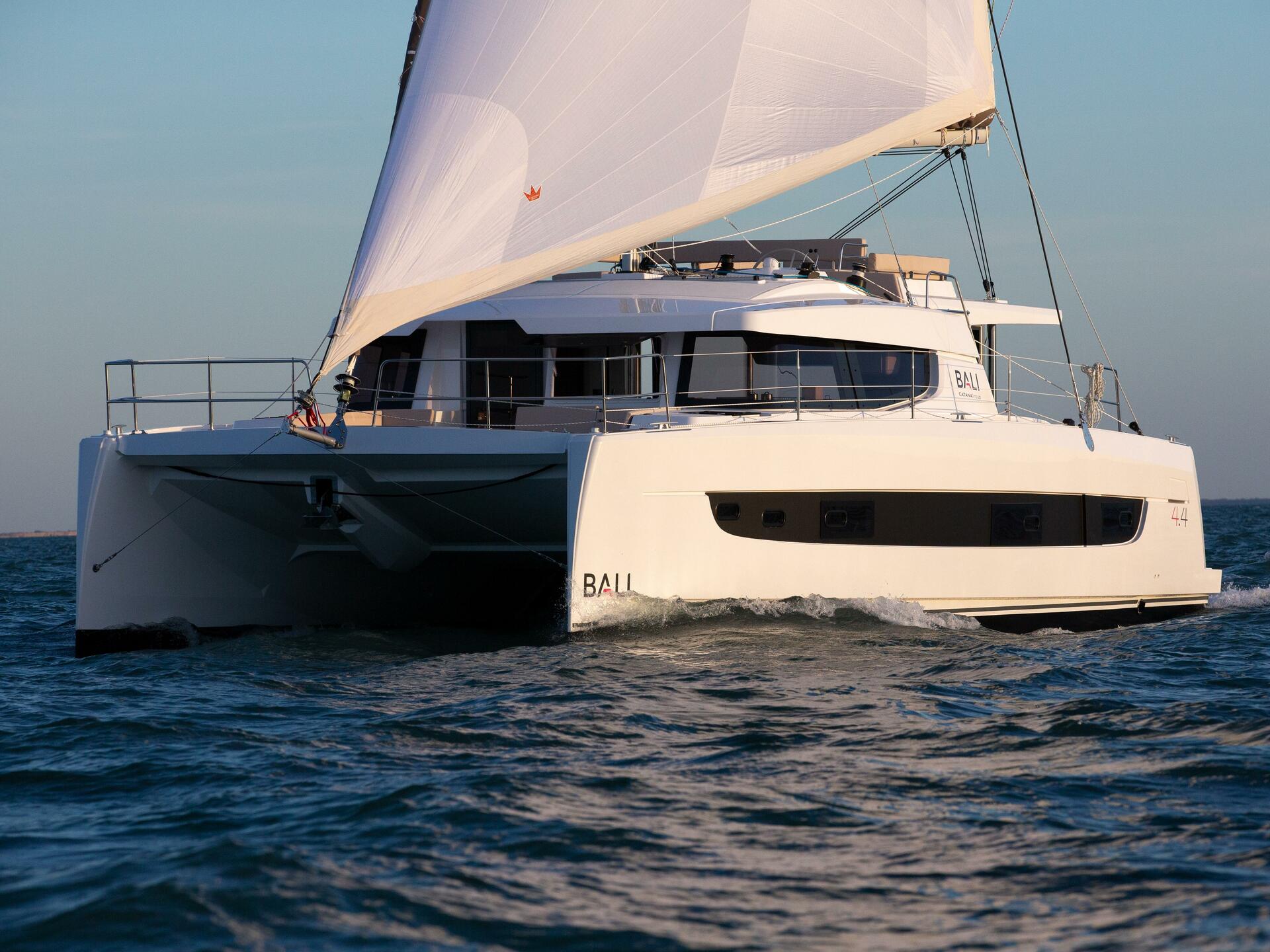 Bali 4.4 owner version della Bali Catamarans Charter a Saint-Mandrier-sur-Mer