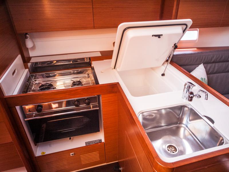 Dufour 350 Grand Large de Chilla Sailing en Primošten