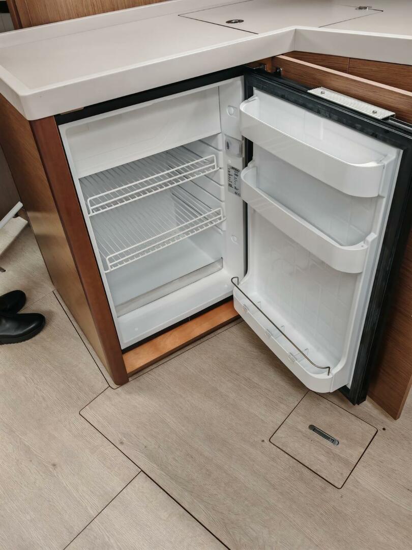 Oceanis 46.1 von Sailink Charter in Vibo Marina