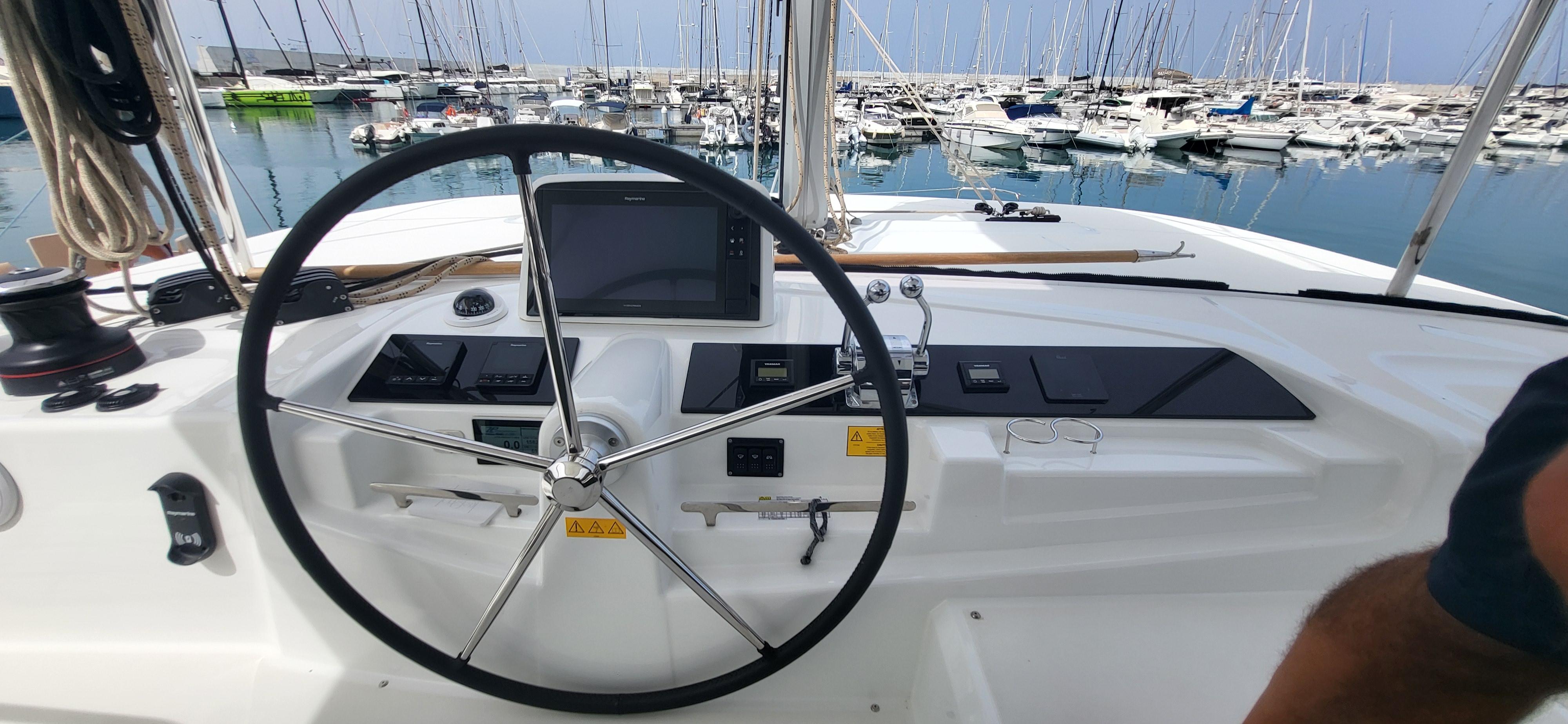 Lagoon 46 from MadMax Franchising Nautico in Capo d’Orlando