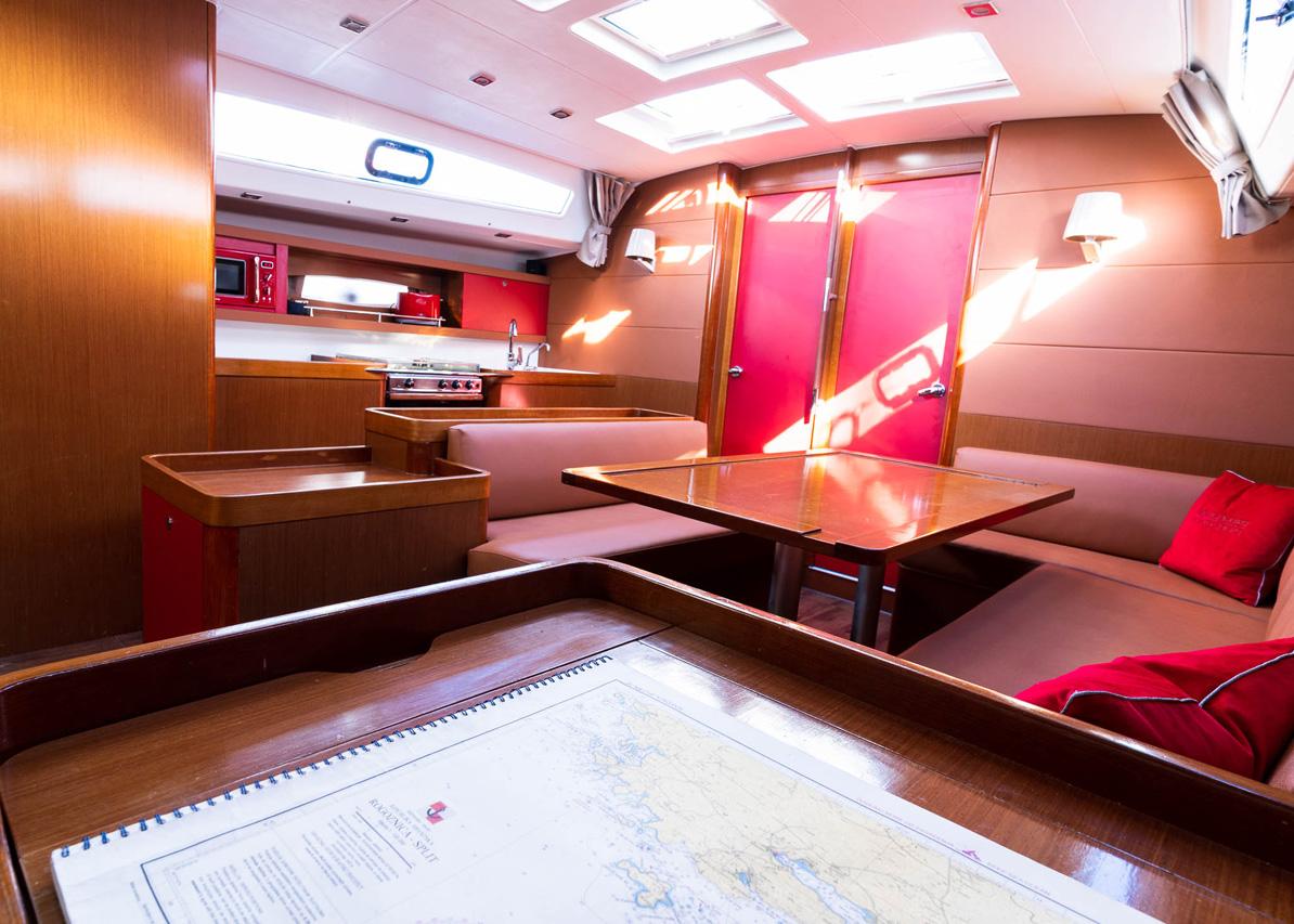 Oceanis 50 Family av Pitter Yachtcharter - Nautic Alliance i Pula