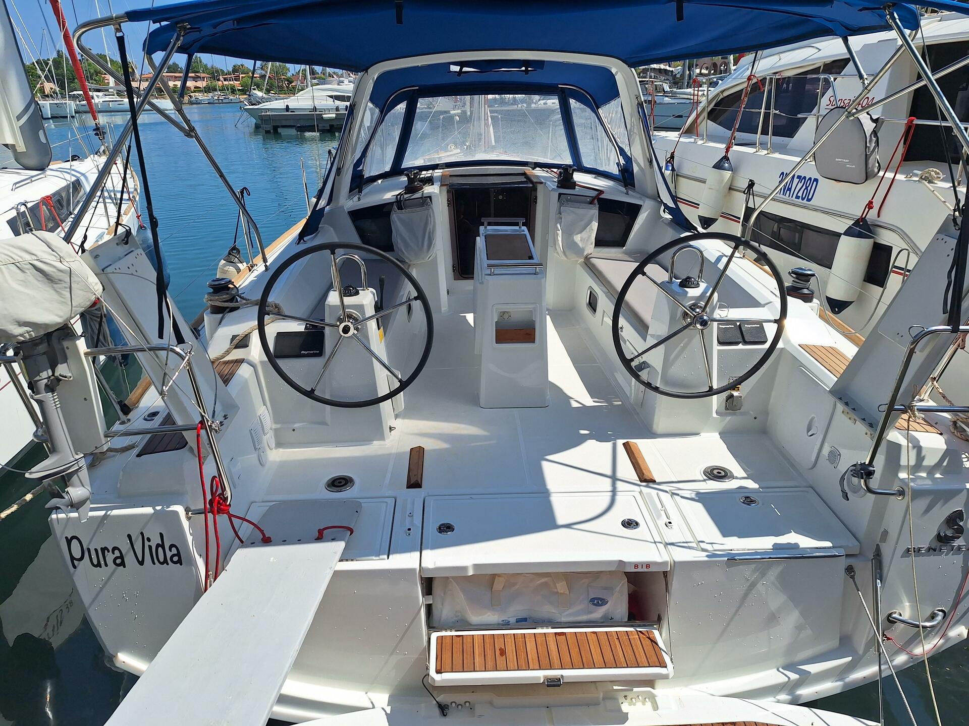 Oceanis 38.1 de Turistica Il Gabbiano en Furnari