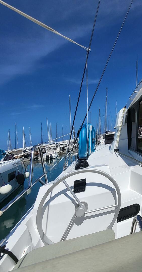 Bali Catsmart af MadMax Franchising Nautico i Golfo Aranci