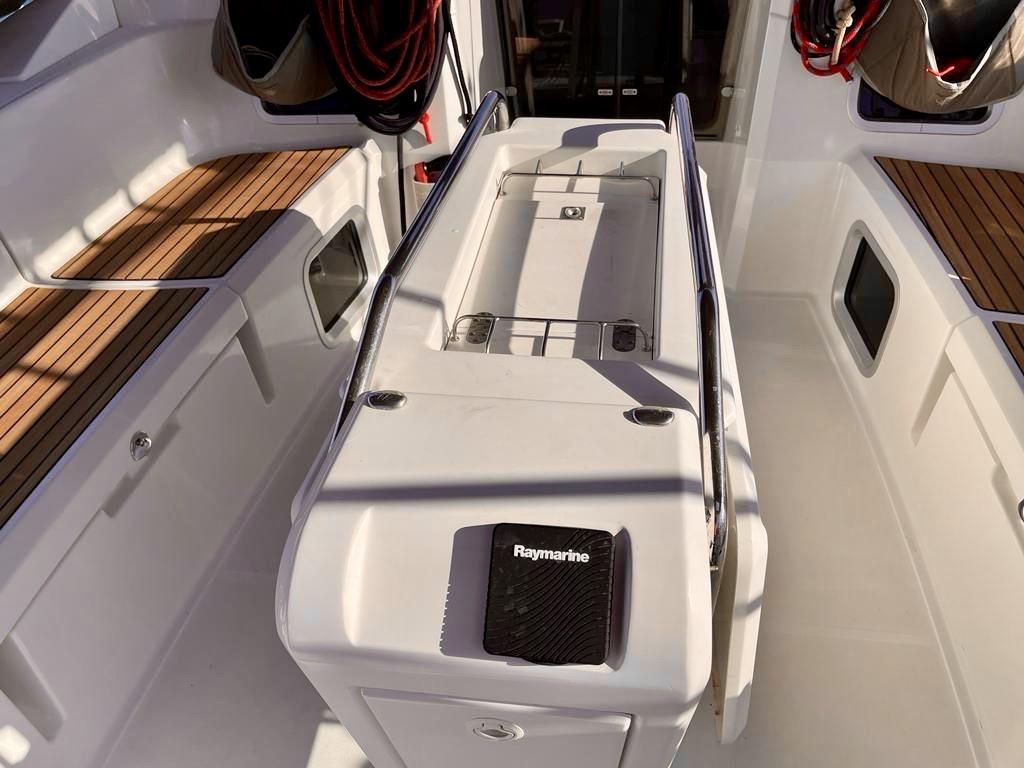 Sun Odyssey 479 von Veleasegno Charter in Capo d’Orlando