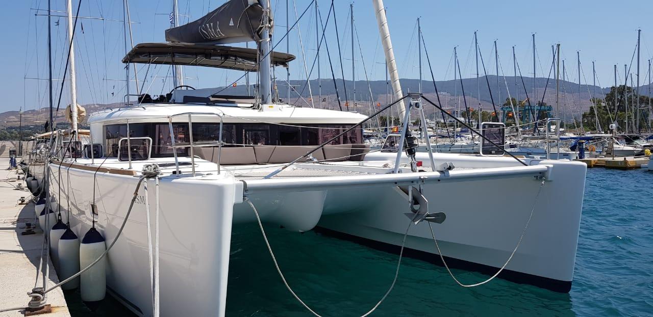 Lagoon 450 F from Hevema in Lefkada