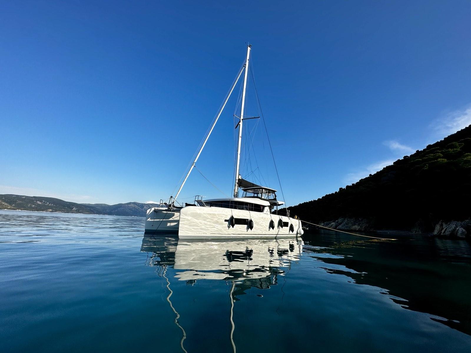 Lagoon 42 from Passion Yachting in Paros