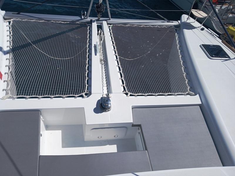 Lagoon 450 F de HDM Sailing en Lavrion