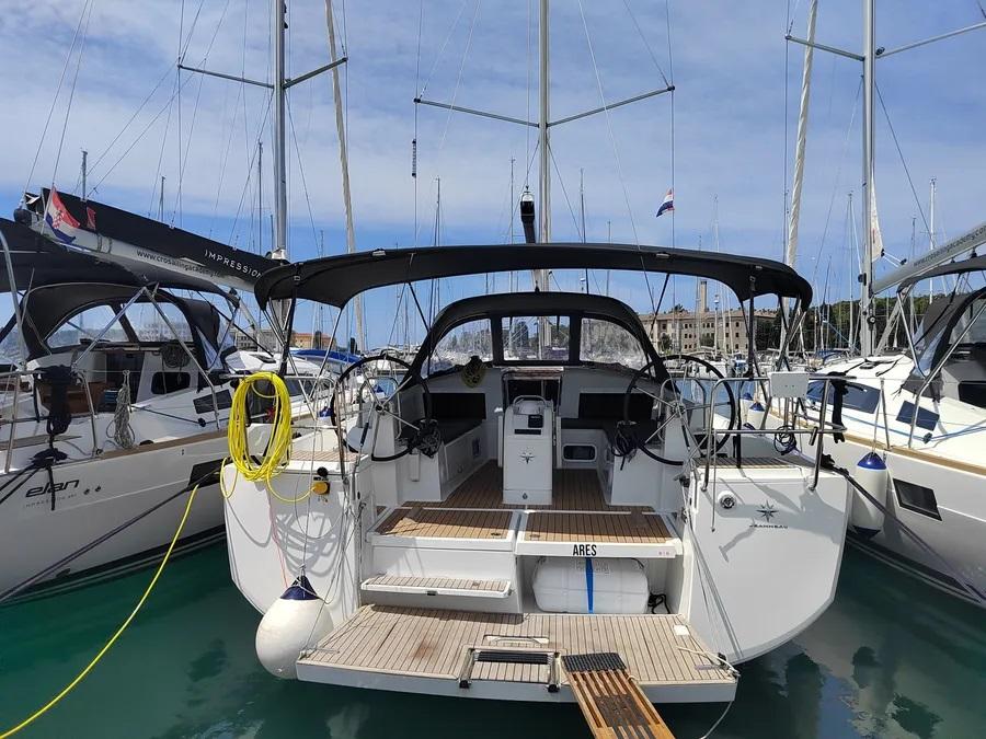 Sun Odyssey 440 della Croatia Sailing Charter a Pola