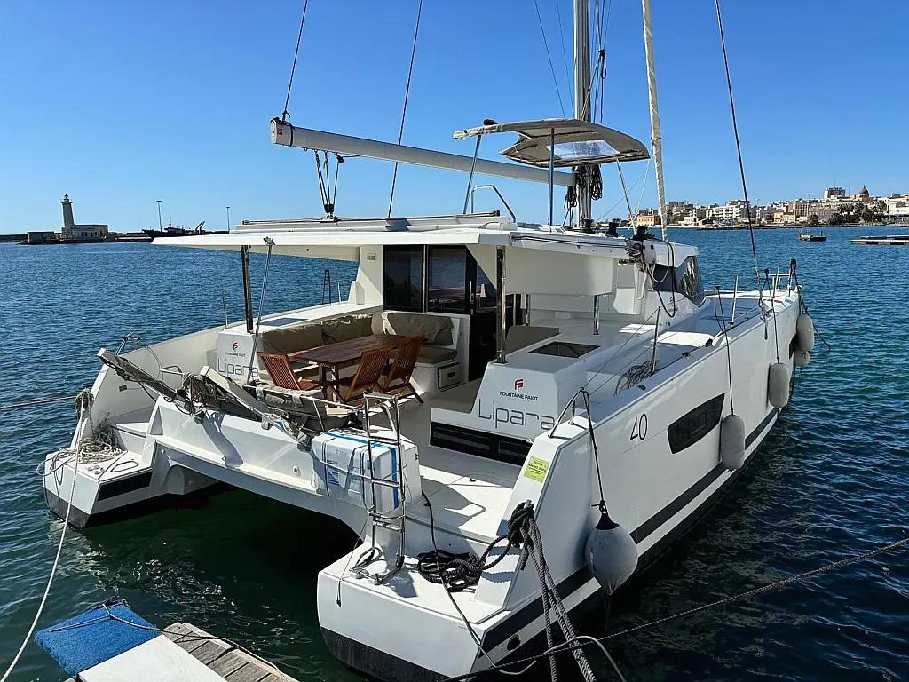 Fountaine Pajot Lucia 40 de Carloforte Sail Charter SAS en Carloforte