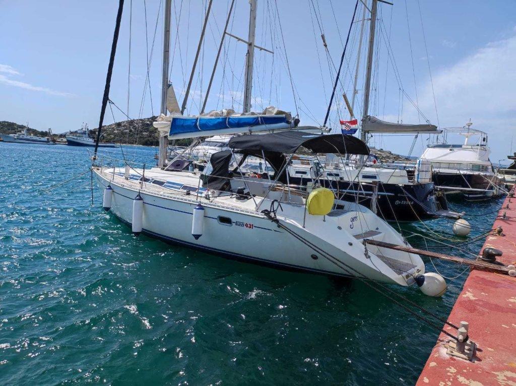 Elan 431 van Wind Fearless in Tribunj