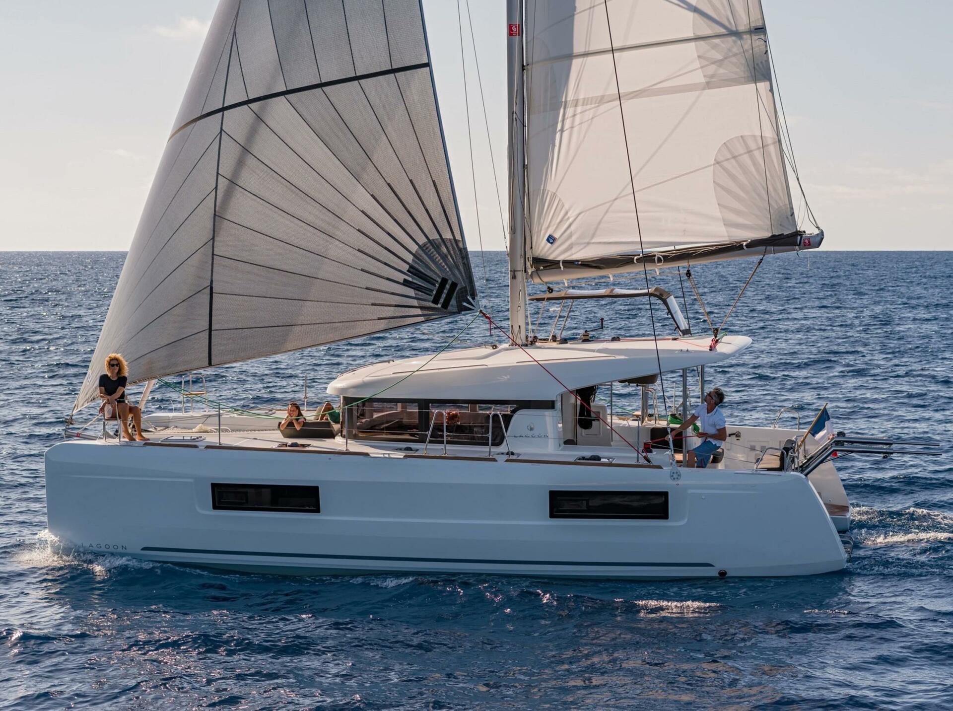 Lagoon 40 da Anyachting em Atenas