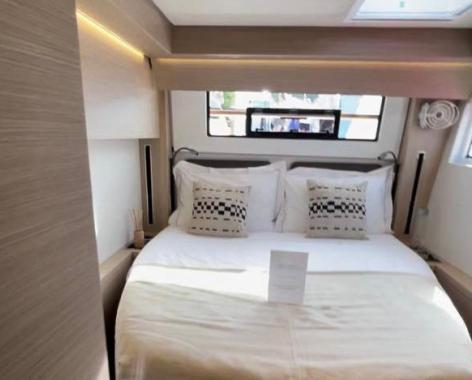 Lagoon 51 from StarSail in Salerno