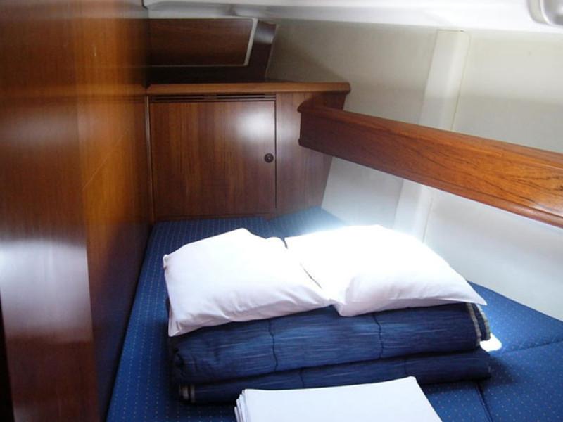 Sun Odyssey 45 yritykseltä Mondovela Charter La Speziassa