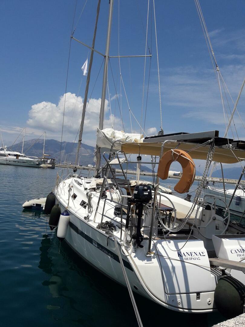 Bavaria 40 Cruiser S par Ionistia à Sami