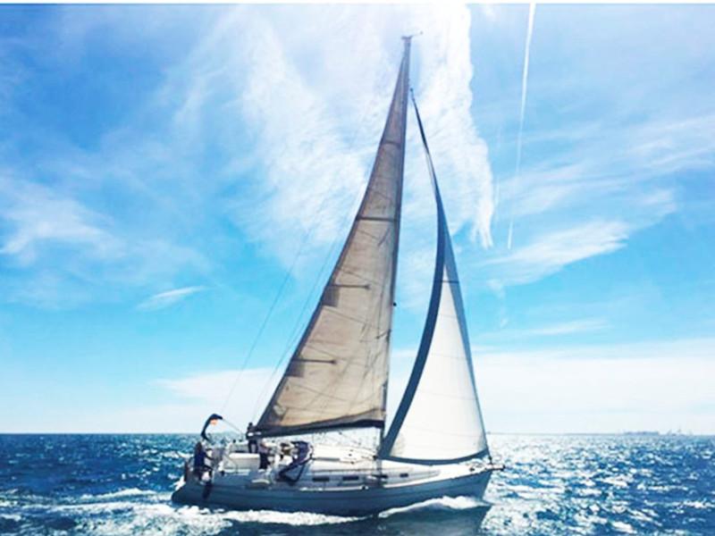 Oceanis 393 from Pika Sailing in Vinišće