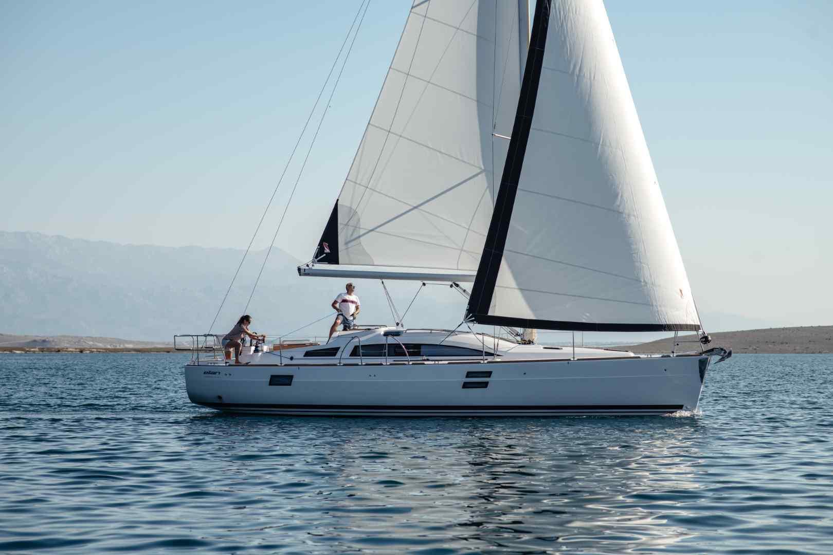 Elan Impression 40.1 van Vlamis Yachts in Athene