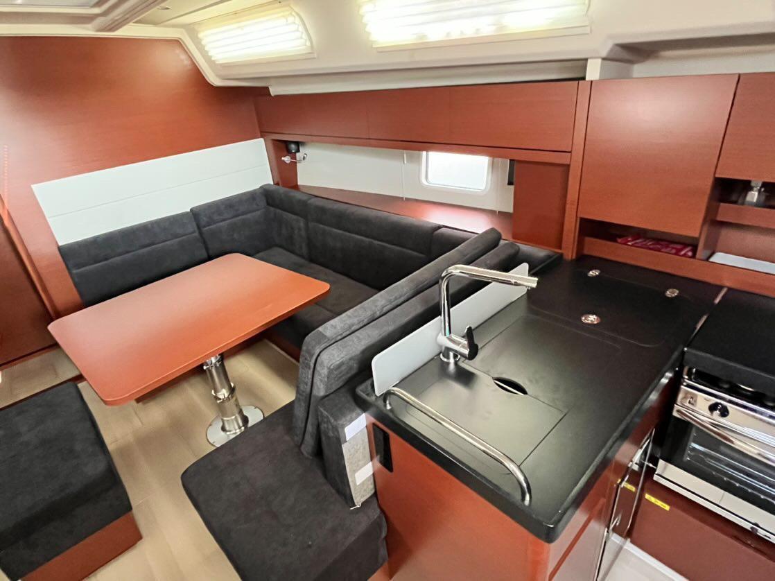 Hanse 458 af Anassa Sailing i Lefkada