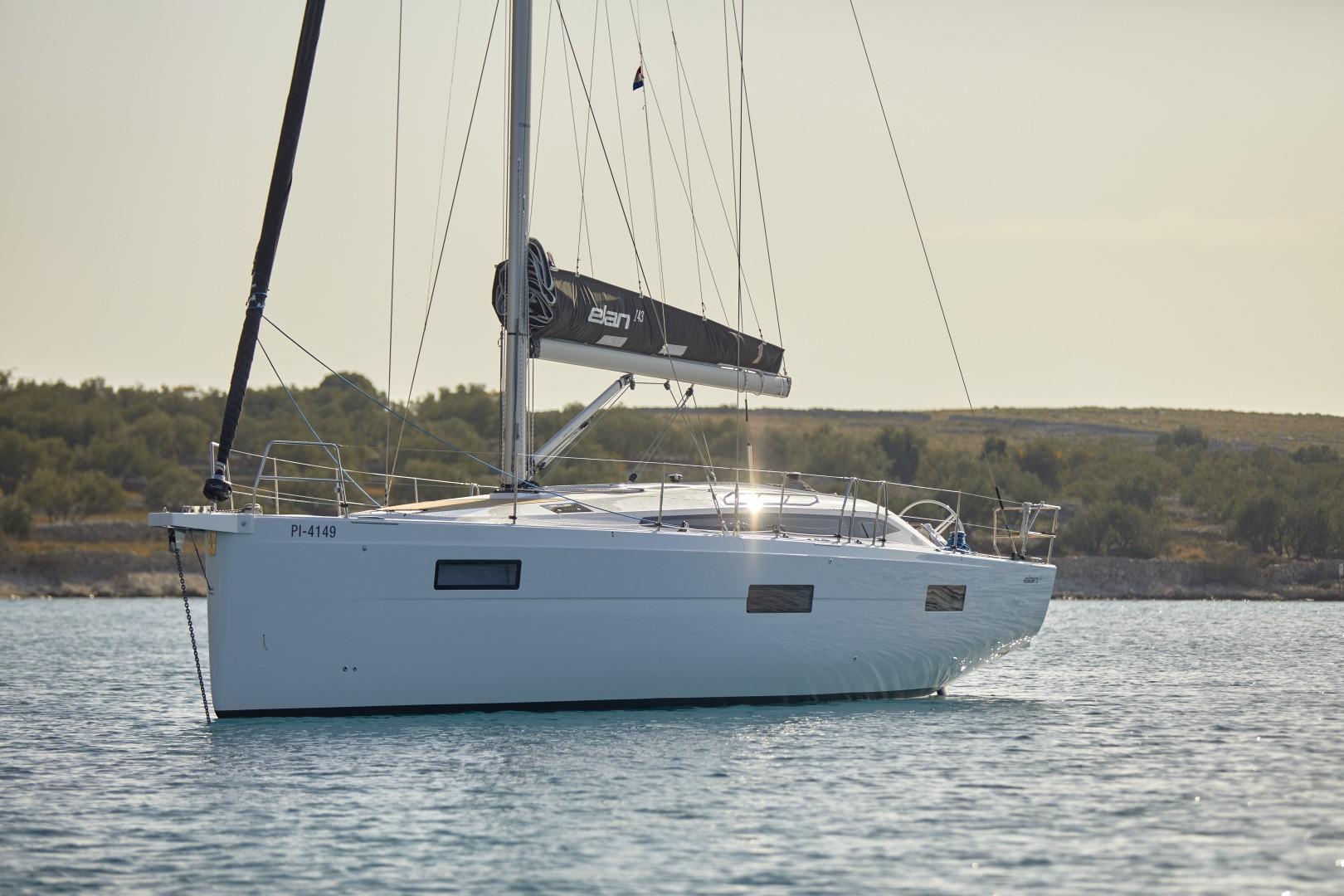Elan Impression 43 della Sail Your Dream a Kalamata