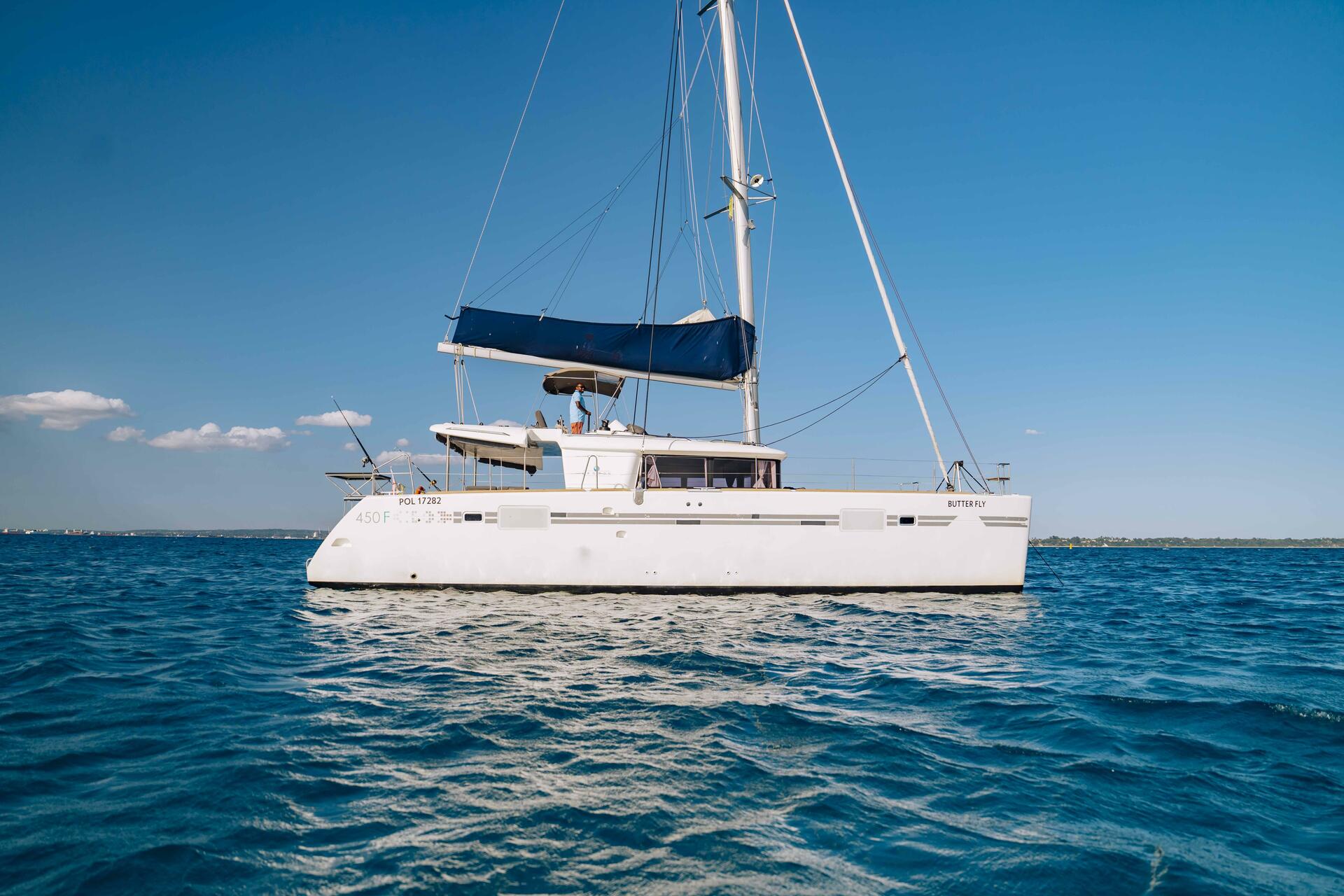 Lagoon 450 F von Yacht Sun in Sansibar