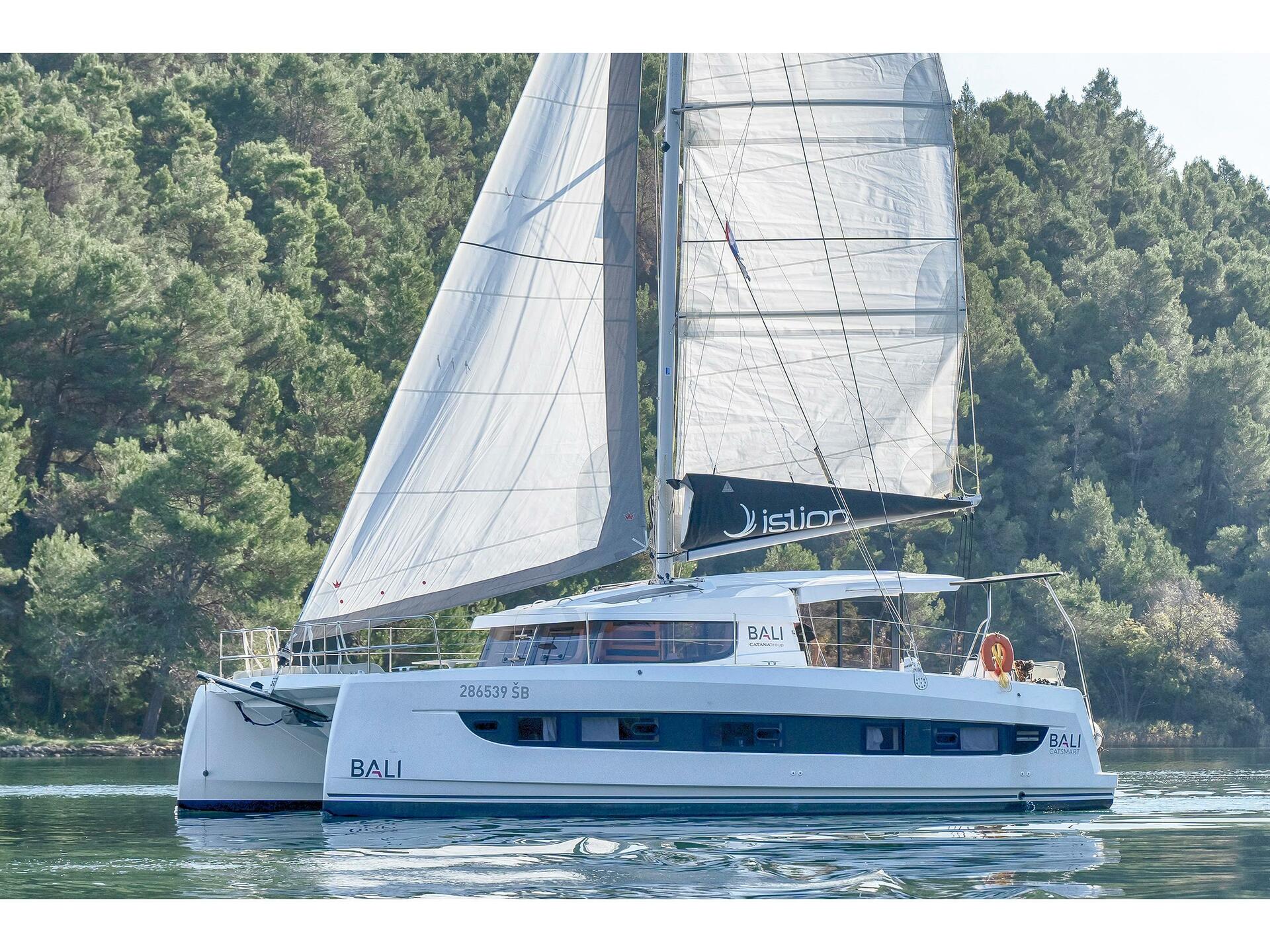 Bali Catsmart from Istion Yachting in Skradin